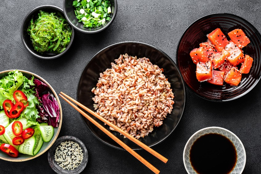 How Is Poke Traditionally Made? Authentic Techniques & Ingredients