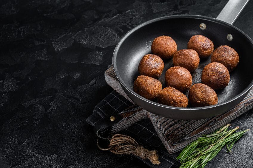 What Is the Life Span of a Non-Stick Pan? Durability & Care Guide