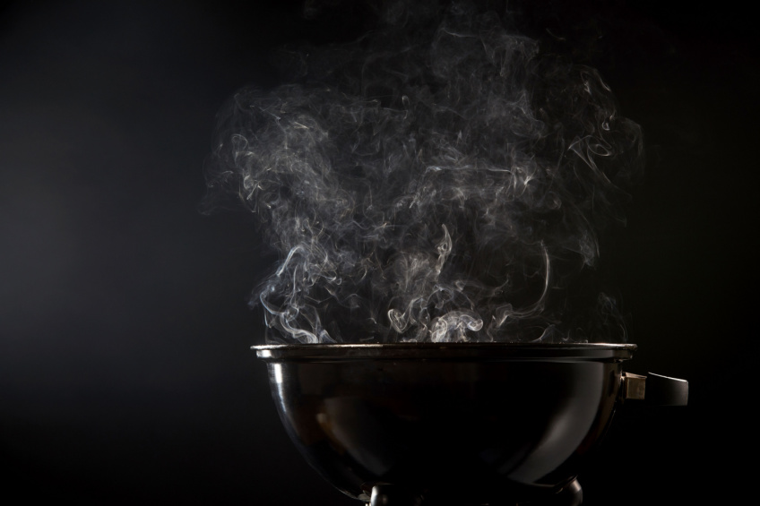 How Long Does it Take to Cool Down a Charcoal Grill? Safety, Timing & Best Methods