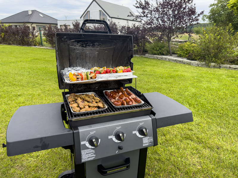 Do You Leave the Grill Open After Cooking? Here’s What You Need to Know