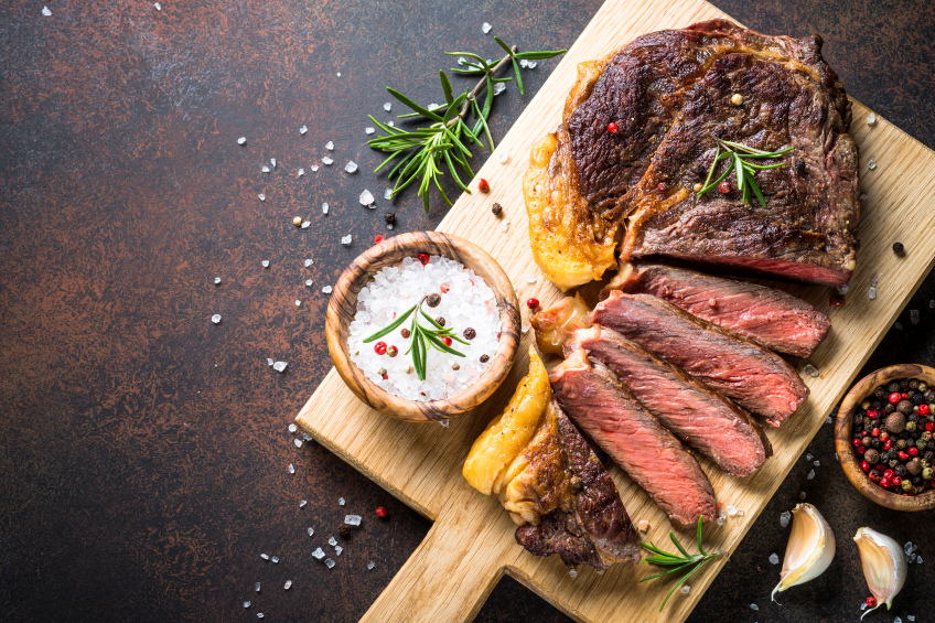 What Oil Do Chefs Use for Steak? Expert Insights for Perfect Searing
